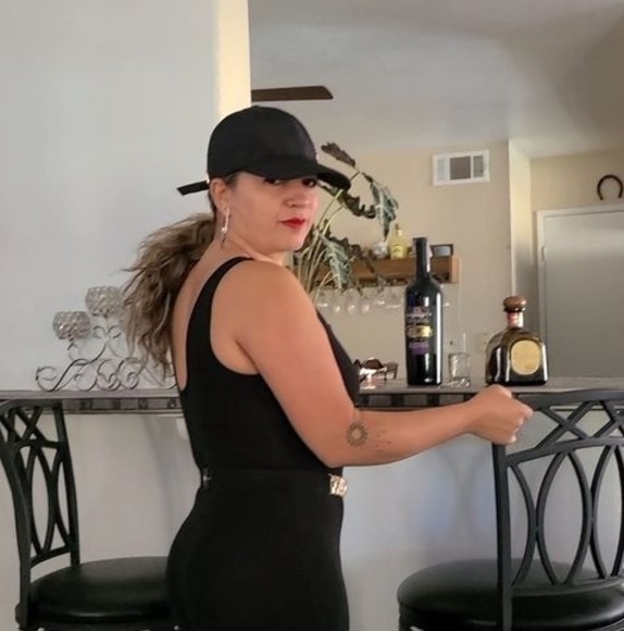 Meet your Posher, Patty - Picture 1 of 1